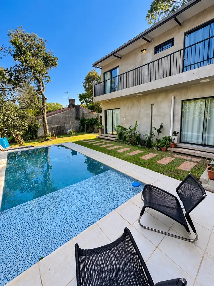 Casa contemporánea de 5 suites 1